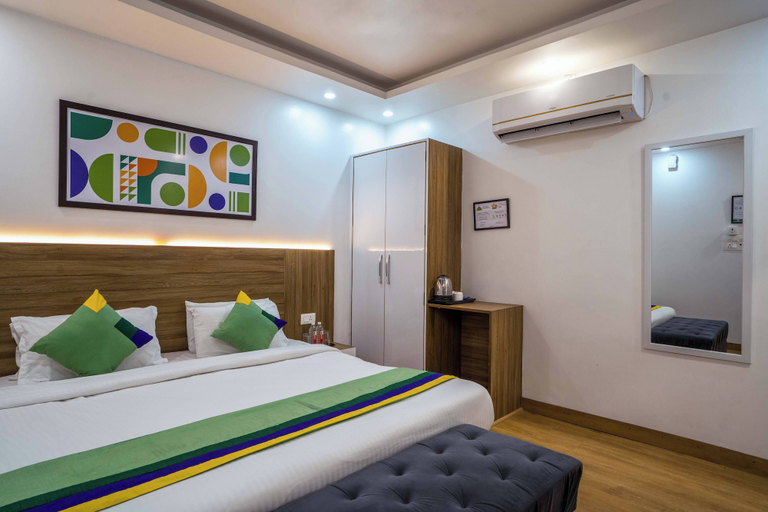 Room 1, Medalio Greater Noida Delta 1, Gautam Buddha Nagar