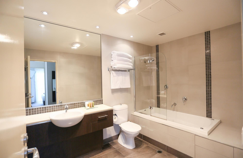 Bathroom 5, Best Western Plus Hovell Tree Inn, Albury