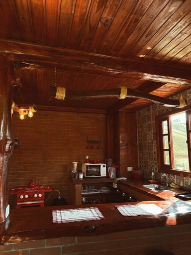 Private kitchen 5, La Domita, Camanducaia