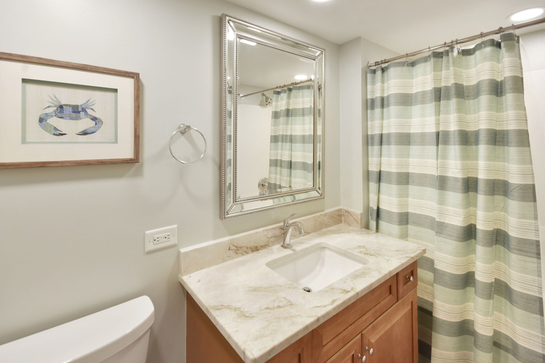 Bathroom 5, Southwind 806 5 Bedroom Condo, Horry