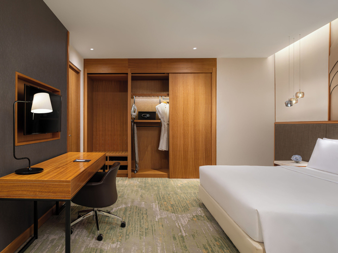 Bedroom 4, Radisson Golf & Convention Center Batam, Batam