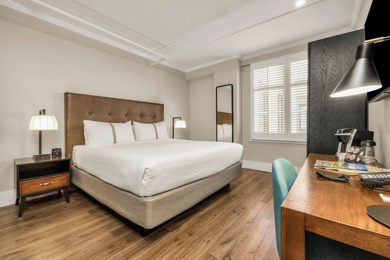 Bedroom 4, Hotel Petaluma, Tapestry Collection by Hilton, Sonoma