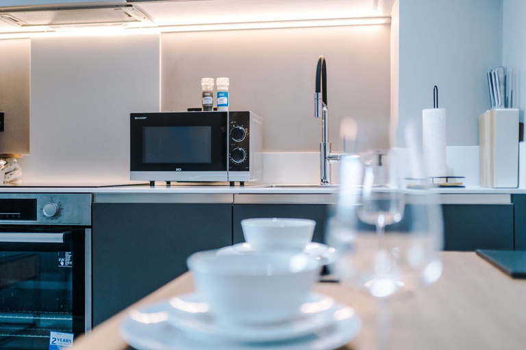 Room 3, Stylish City Centre Apartment, Leeds