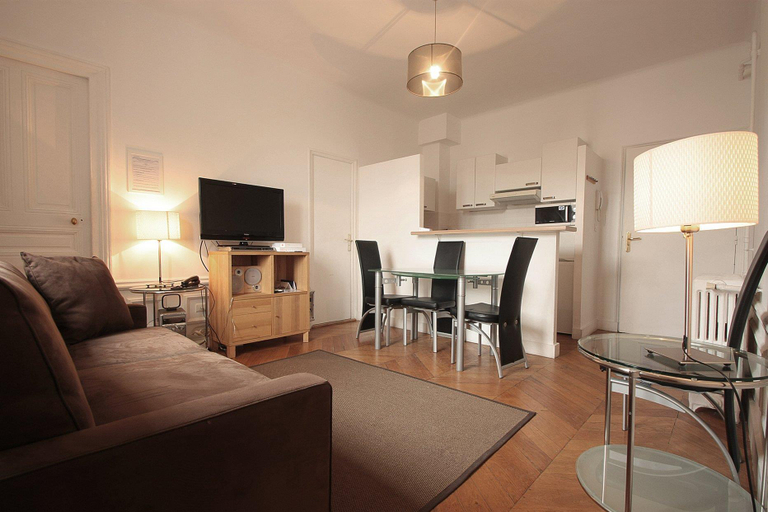 Bedroom 2, Bridgestreet Opera montmartre, Paris
