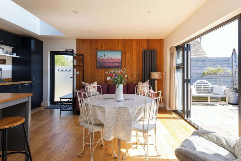 Room 4, Bespoke Retreat for 4 in West Wittering, West Sussex
