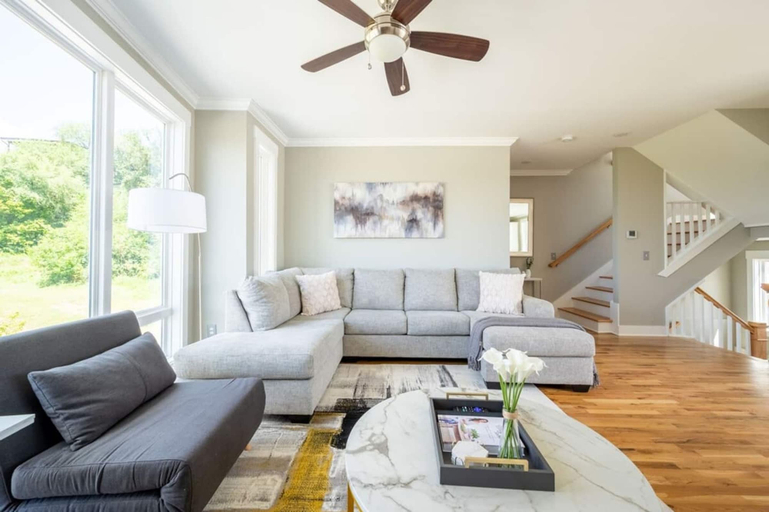Interior 4, 10 Min to DT - Rooftop Garage Firepit W D, Davidson