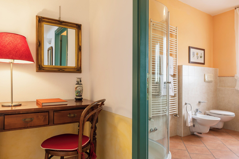 Bathroom 5, Boutique Hotel Villa Sostaga, Brescia