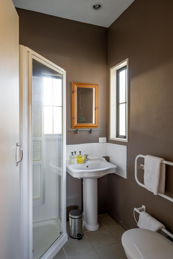 Bathroom 3, Criffel Apartment, Queenstown-Lakes