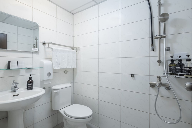 Bathroom 2, Meant to Be, Chiayi City