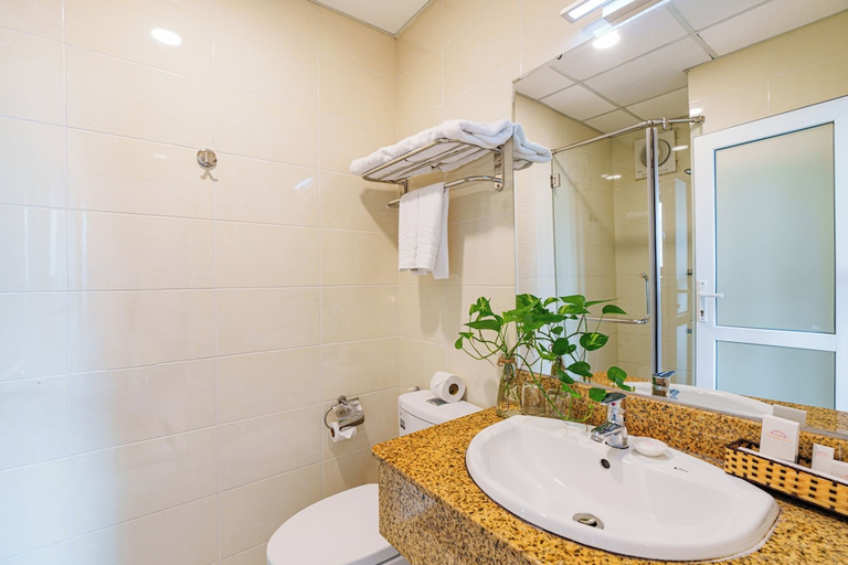 Bathroom 4, T78 Hotel, District 3