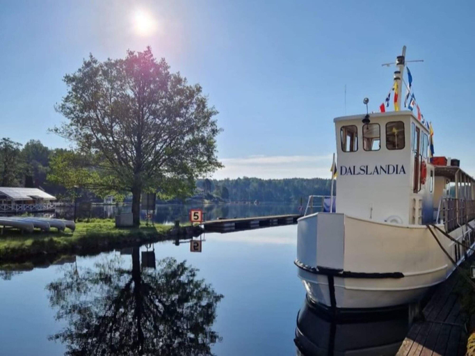 Marina, 4 Star Holiday Home in Bralanda, Vänersborg