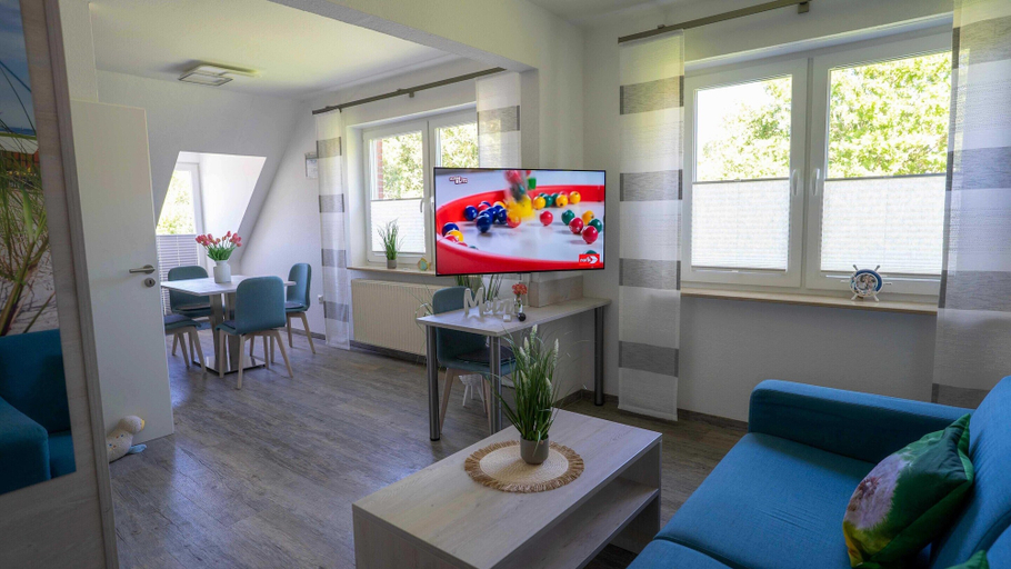 Living room 2, Helle Ferienwohnung in Bensersiel, Wittmund