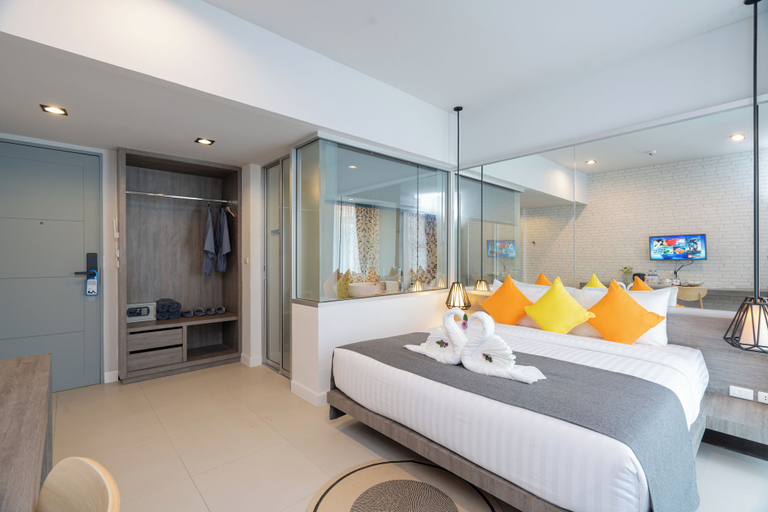 bedroom 10