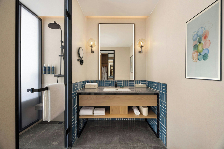 Bathroom 4, Four Points By Sheraton Wuhan, Dongxihu, Wuhan