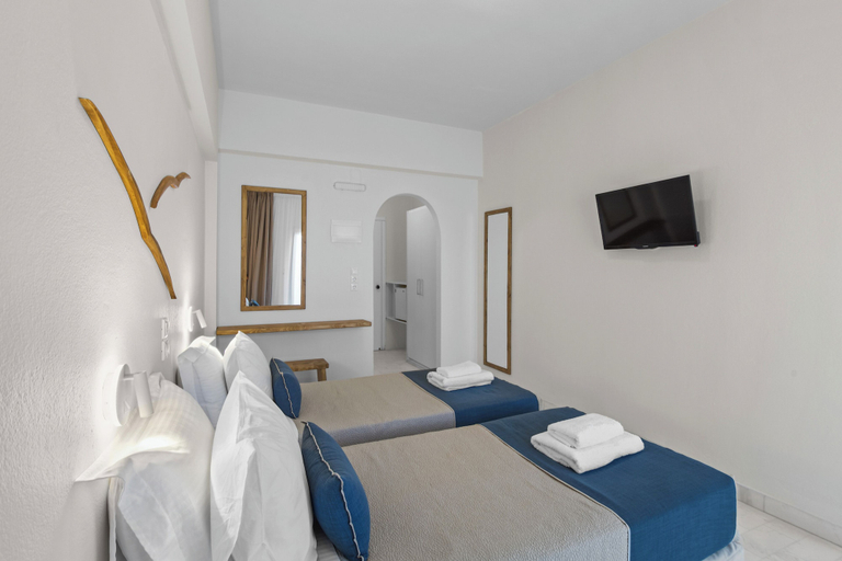 Bedroom 3, Pandrossos Hotel, South Aegean