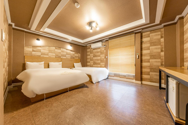 Bedroom 3, Gwangju Sejong Hotel, Buk