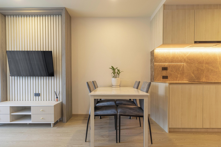 Interior 2, 1BR with Pool Gym Great Location C246, Pulau Phuket