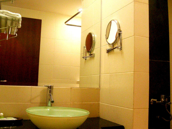 Bathroom 4, Green Wattana Hotel Sentul, Bogor