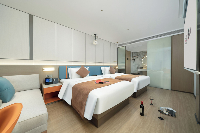Room 3, YiZhi HotelShangxiajiu Pedestrian Stree, Guangzhou
