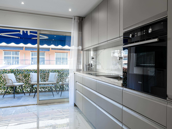 Others 4, Gorgeous apartment - Near Beach - 2BR/6p, Alpes-Maritimes