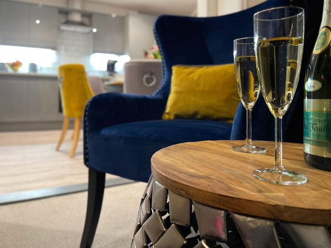 Room 3, Luxury Ramsgate Harbour View By Adliv, Kent
