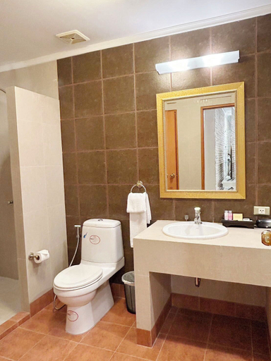 Bathroom 3, Pacific Residence 39, Wattana