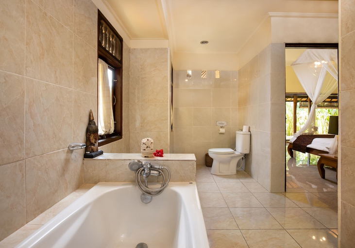 Bathroom 3, Green Field Hotel and Restaurant, Gianyar