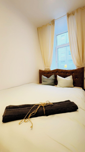 Room 2, Cozy Apartment Near Matzleinsdorfer, Wien