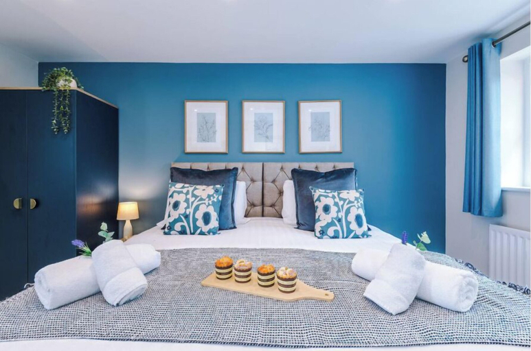 Room 5, 25 The Heywoods Newton, Cheshire West and Chester