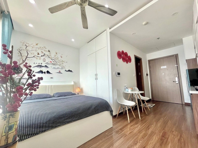 Bedroom 3, Vinhomes Smart City Luxury Apartment, Từ Liêm