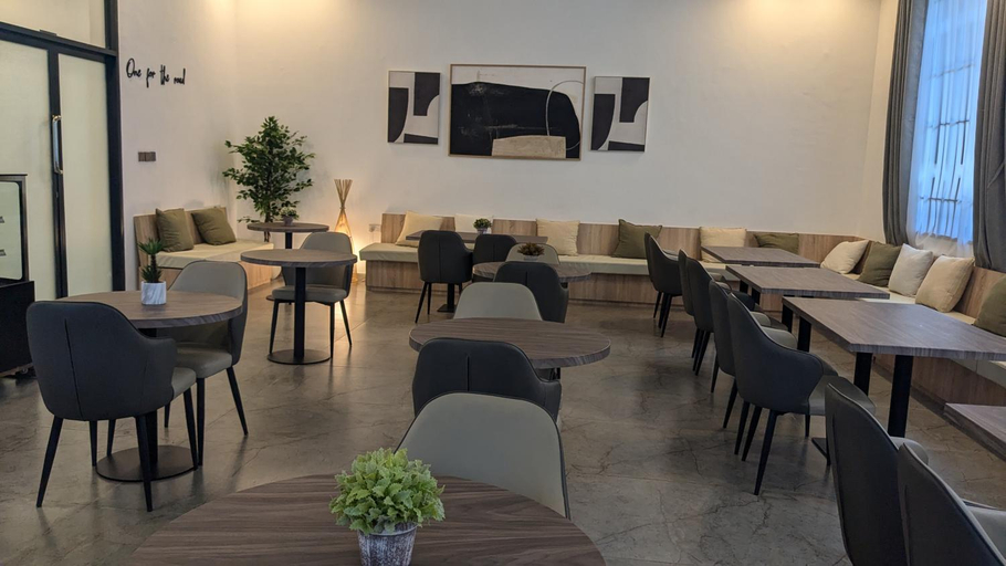 Food & Drinks 3, CMG Hotels Ltd, Tarime