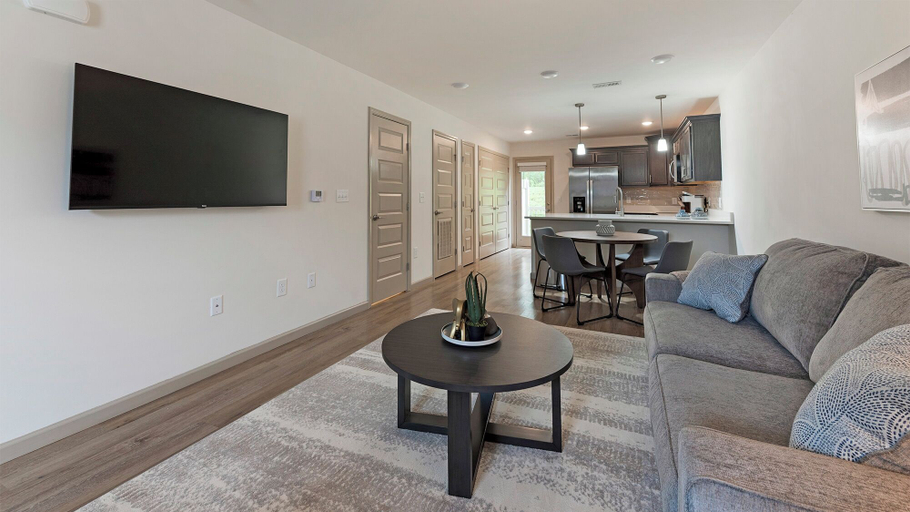 Living area 2, Landing Apartments - Lyman, Spartanburg