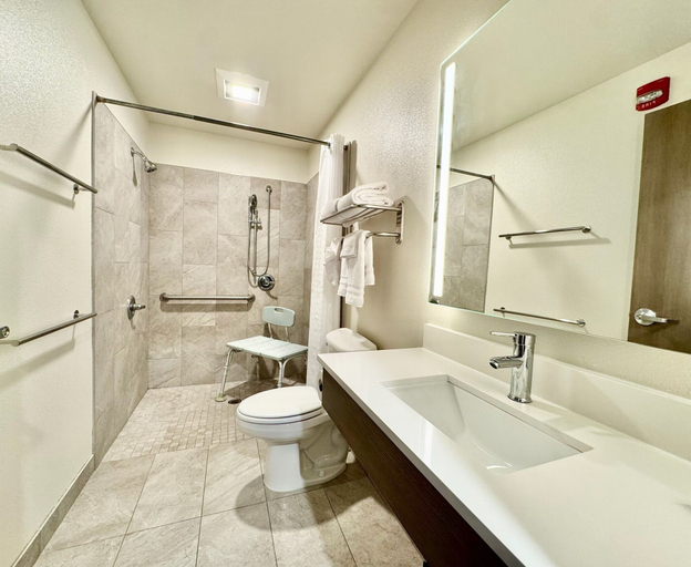 Bathroom 4, Alaska's Select Inn Wasilla, Matanuska-Susitna