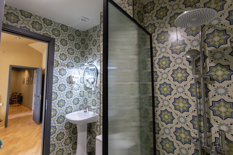 Bathroom 3, Boutique Hotel Tuta, Tskaltubo