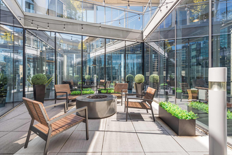 Exterior, Exclusive 3BR City Views Top Amenities Central, Cook