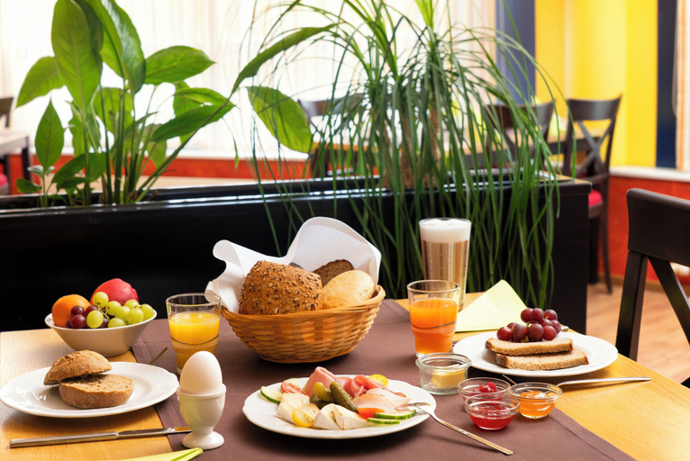 Food & Drinks 5, Ates Hotel Lampertheim by Aurum, Bergstraße