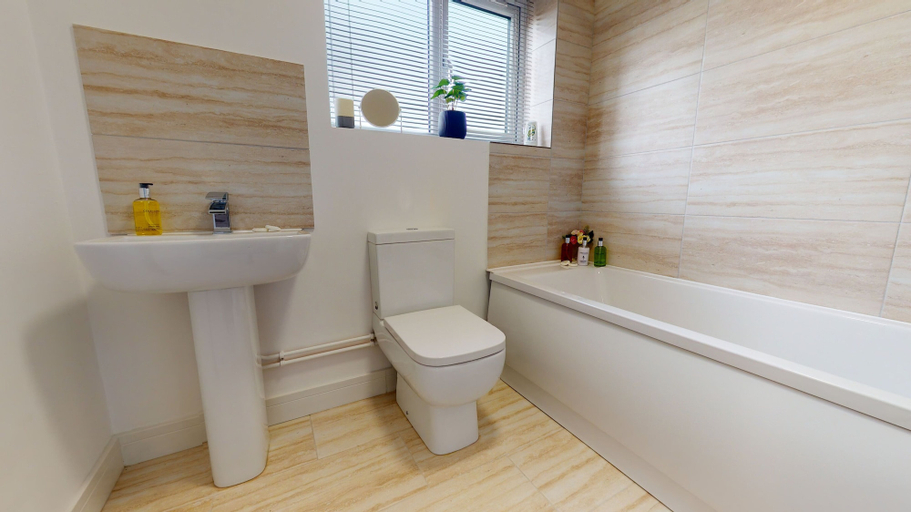 Bathroom 3, Green View Lodge, Peterborough