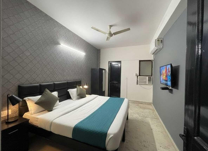 Room 4, Hotel Viraj Residency, Delhi