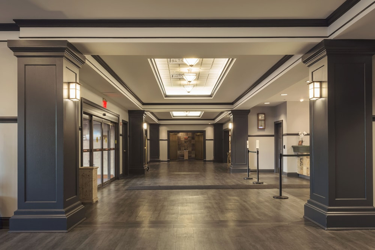 Public Area 2, Casino Queen Hotel, Saint Clair