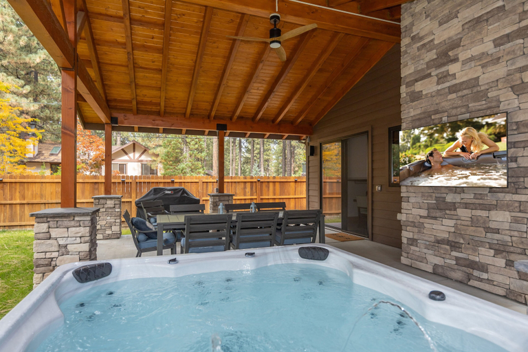 Terrace/patio 5, 34 - The Maple Crest 5 Bedroom Home, San Bernardino