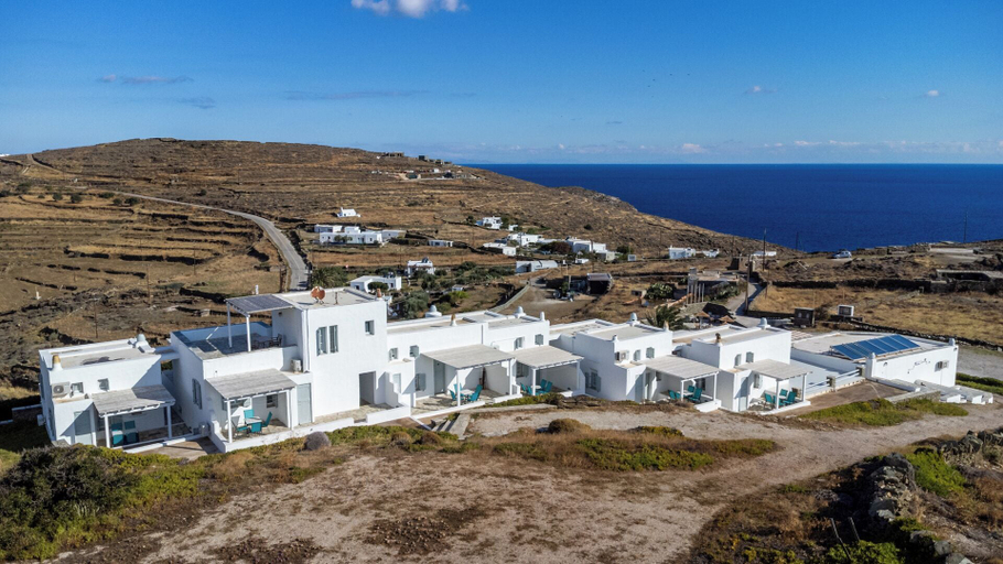 Exterior & Views 2, Lighthouse Hotel, South Aegean