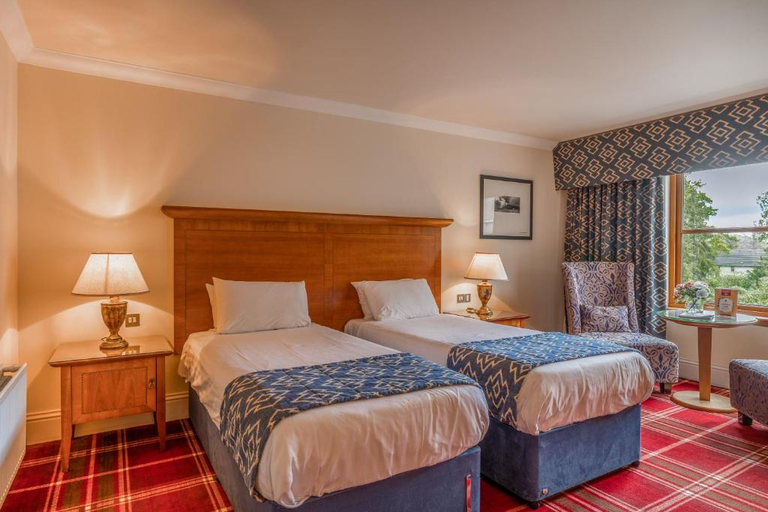 Bedroom 2, Muthu Newton Hotel, Highland