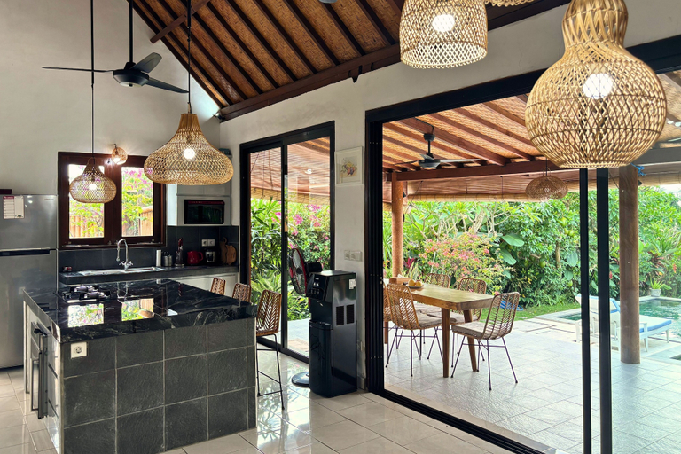 Private kitchen 4, Villa Sukhaloka by AGATA - Private Pool, Badung