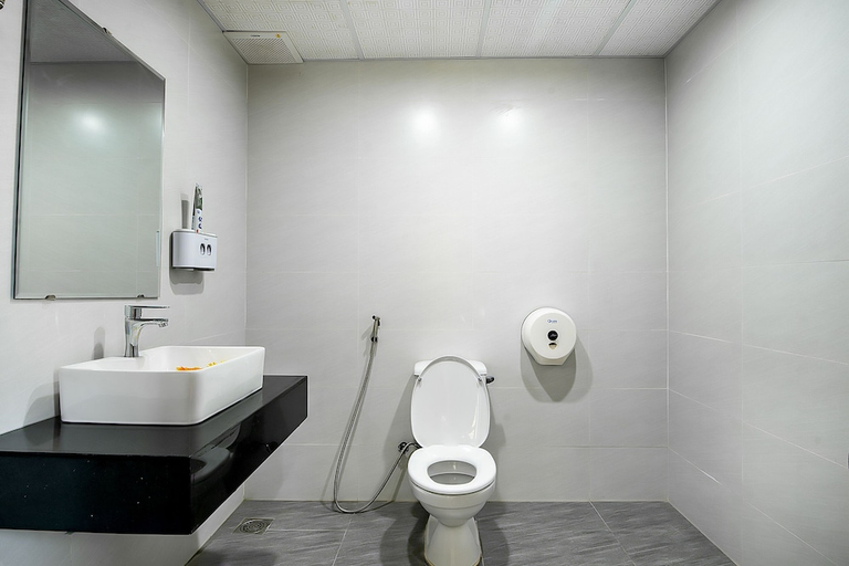 Bathroom 3, Valentino Homestay Hue, Huế