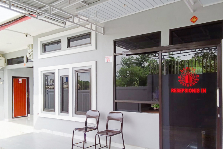 Others 3, RedDoorz near Bandara Depati Amir, Central Bangka