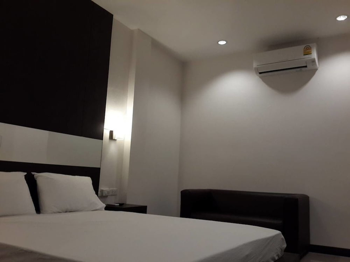 Bedroom 3, The Room 24 Resort, Khlong Luang