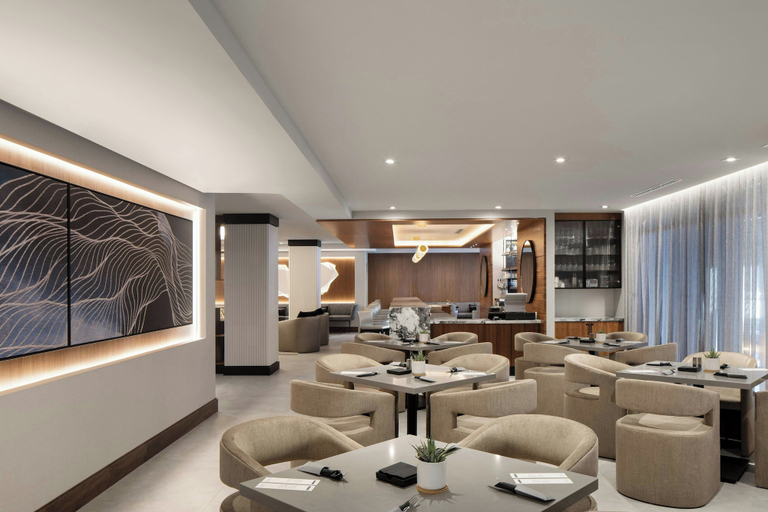 Food & Drinks 5, AC Hotel by Marriott Old Montreal, Montréal