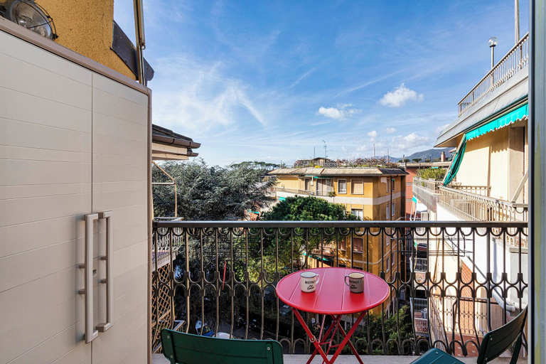 Primary image, La Poetessa with Pool by Wonderful Italy, Genova