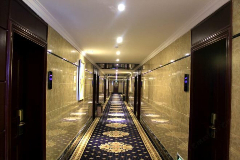 Others 5, Runfeng Hotel, Meishan
