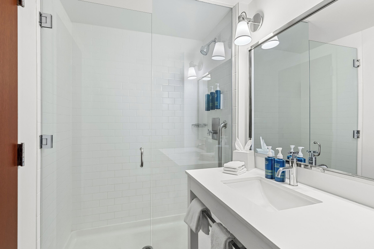 Bathroom 4, Four Points by Sheraton Oklahoma City Quail Springs, Oklahoma
